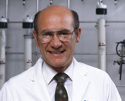 Dr. Pedro Cuatrecasas